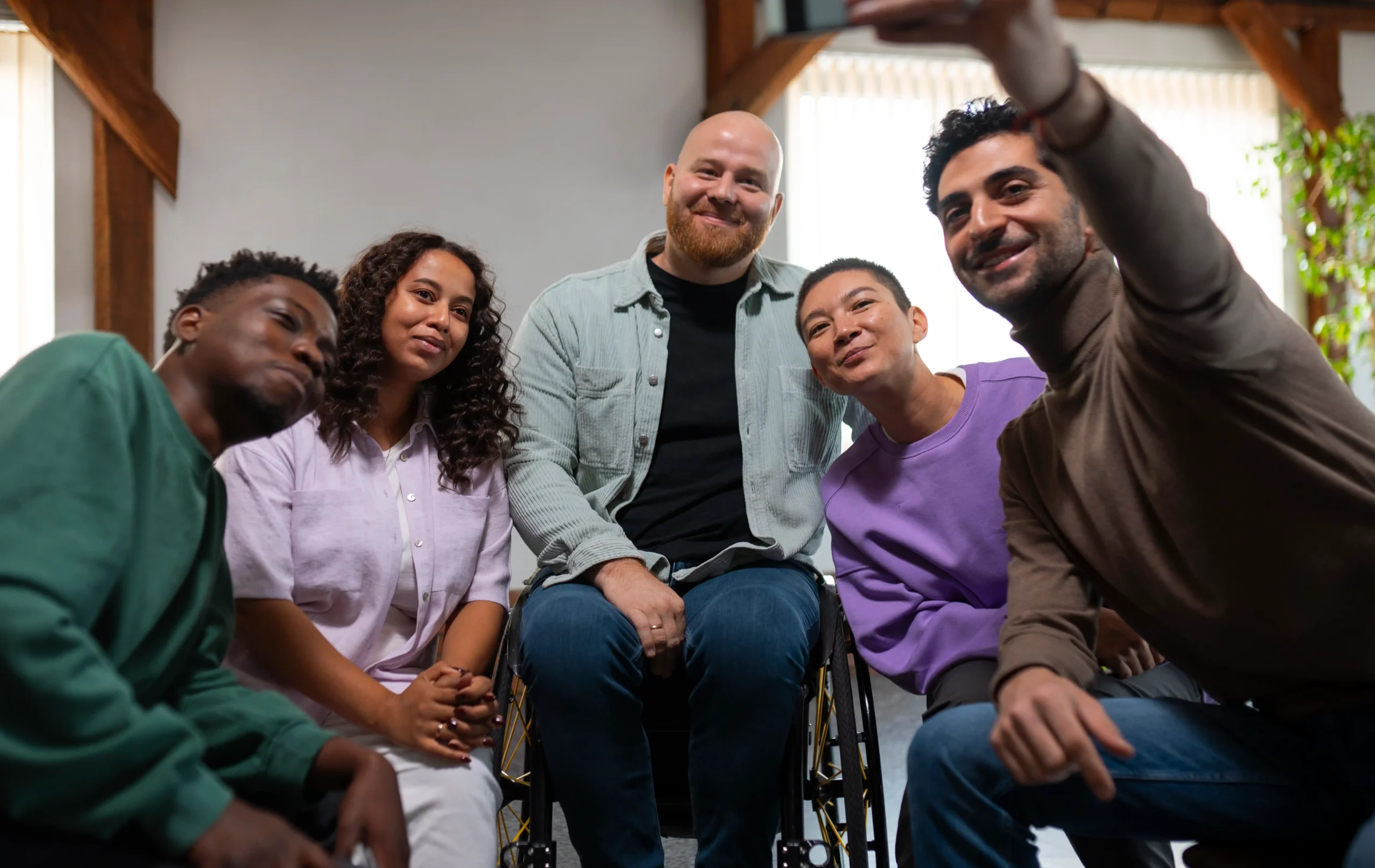 people-meeting-support-group-_1__11zon